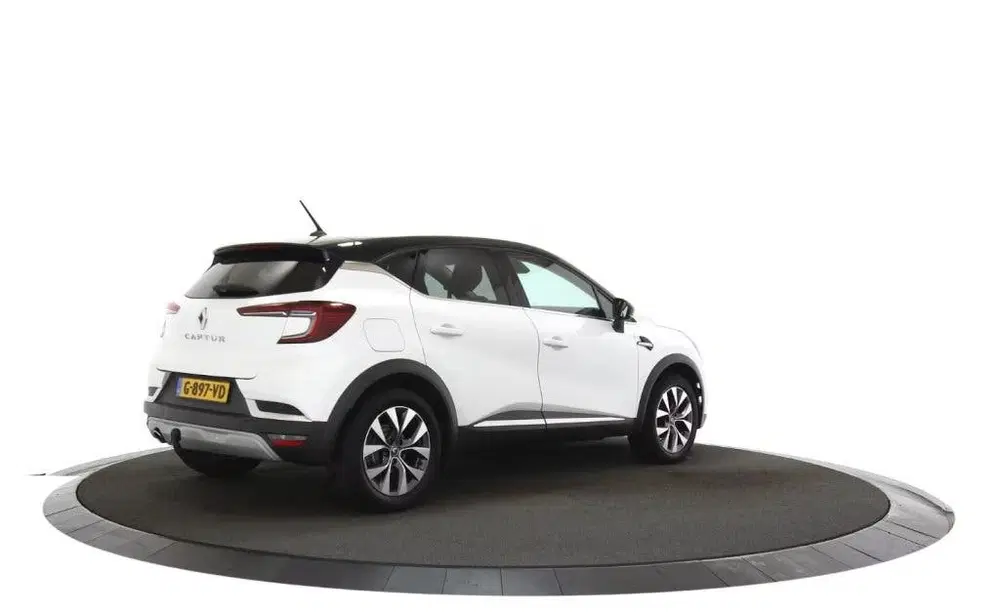 Renault Captur 1.0 TCe Intens uit 2019, foto 2