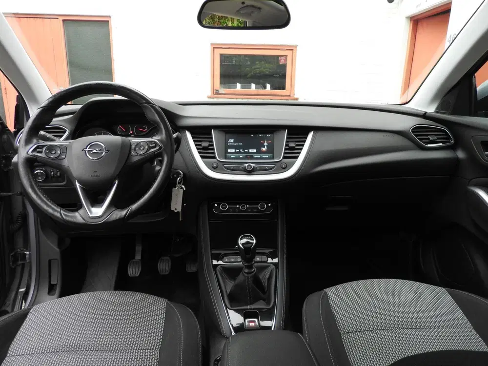 Opel Grandland 1.2 Turbo Business Edition uit 2020, foto 7