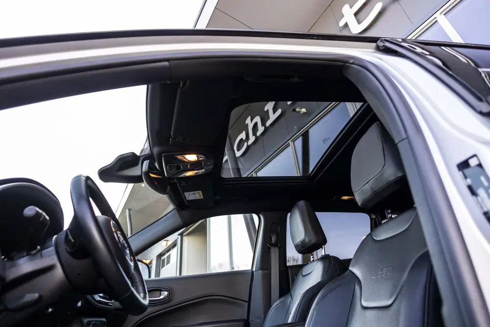 Jeep Compass 4xe 240 Plug-in Hybrid Electric S uit 2021, foto 13