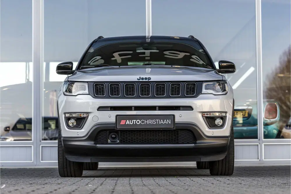 Jeep Compass 4xe 240 Plug-in Hybrid Electric S uit 2021, foto 3