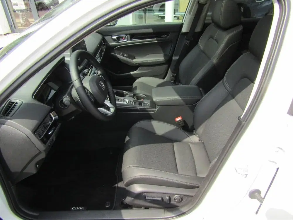 Honda Civic 2.0 HYBRID 184PK eCVT Advance Bose audio uit 2026, foto 12