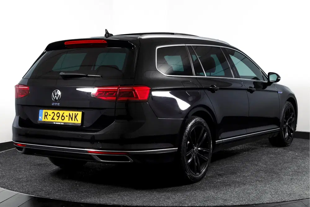 Volkswagen Passat 1.4 TSI PHEV GTE Business Org NL. uit 2022, foto 2