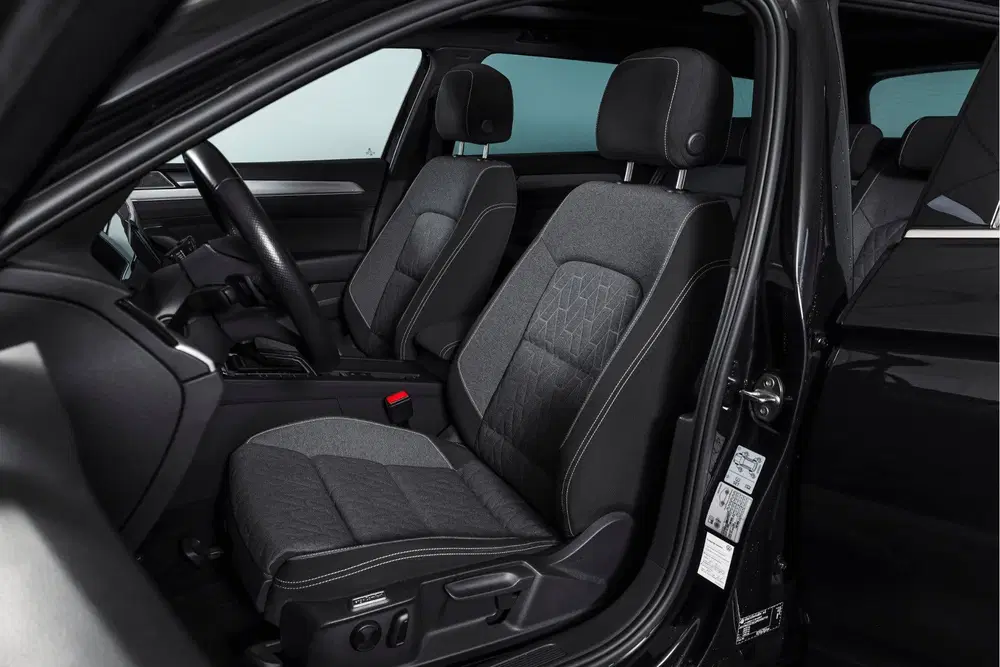 Volkswagen Passat 1.4 TSI PHEV GTE Business Org NL. uit 2022, foto 6