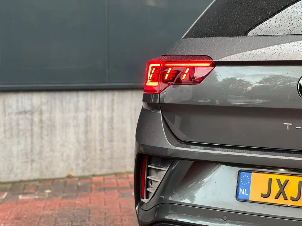 Volkswagen T-Roc 1.5 TSI R-Line Business+ * Pano * IQ * 3x uit 2022, foto 5