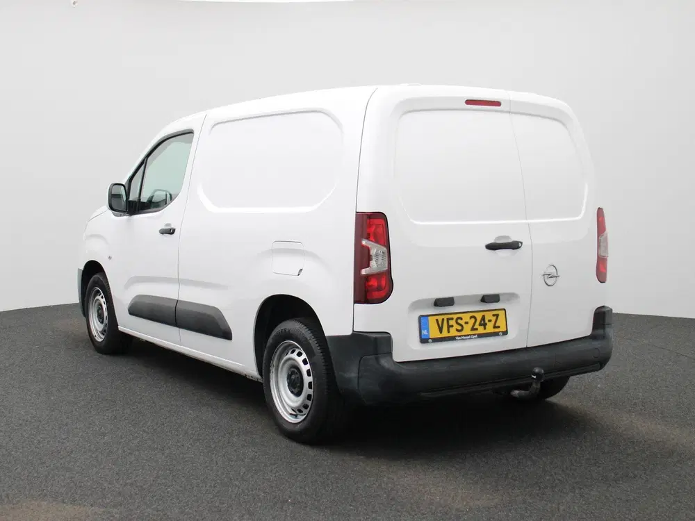 Opel Combo 1.5D L1H1 Edition uit 2020, foto 2