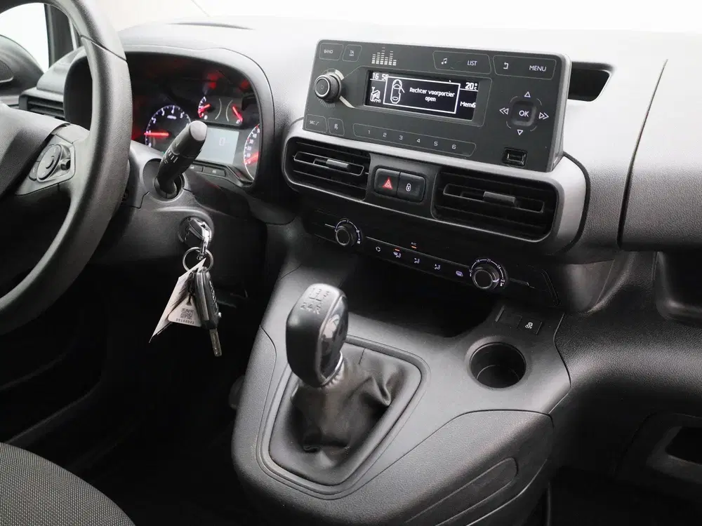 Opel Combo 1.5D L1H1 Edition uit 2020, foto 8