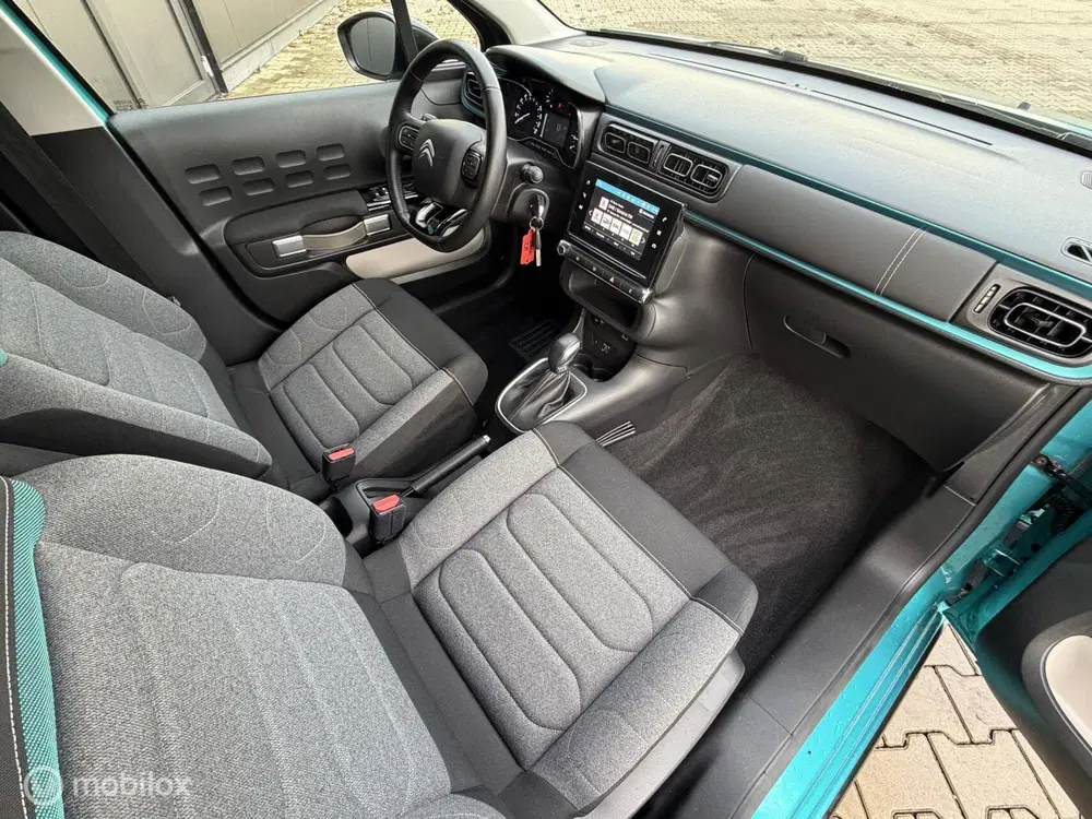 Citroën C3 Citroen C3 1.2 110PK Shine uit 2020, foto 9