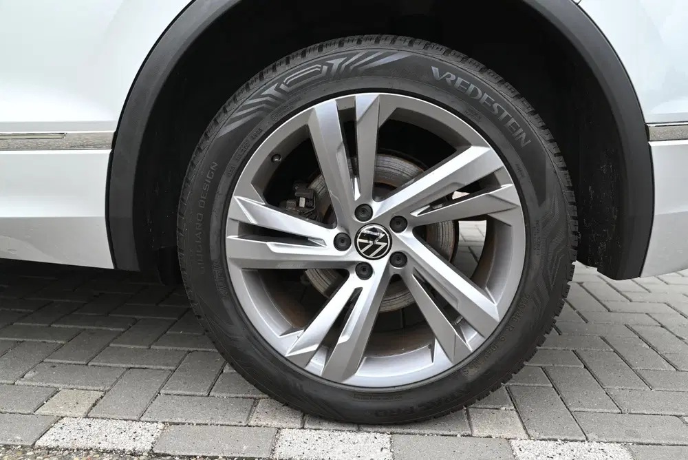 Volkswagen Tiguan 1.4 TSI eHybrid R-Line Business+ uit 2022, foto 11
