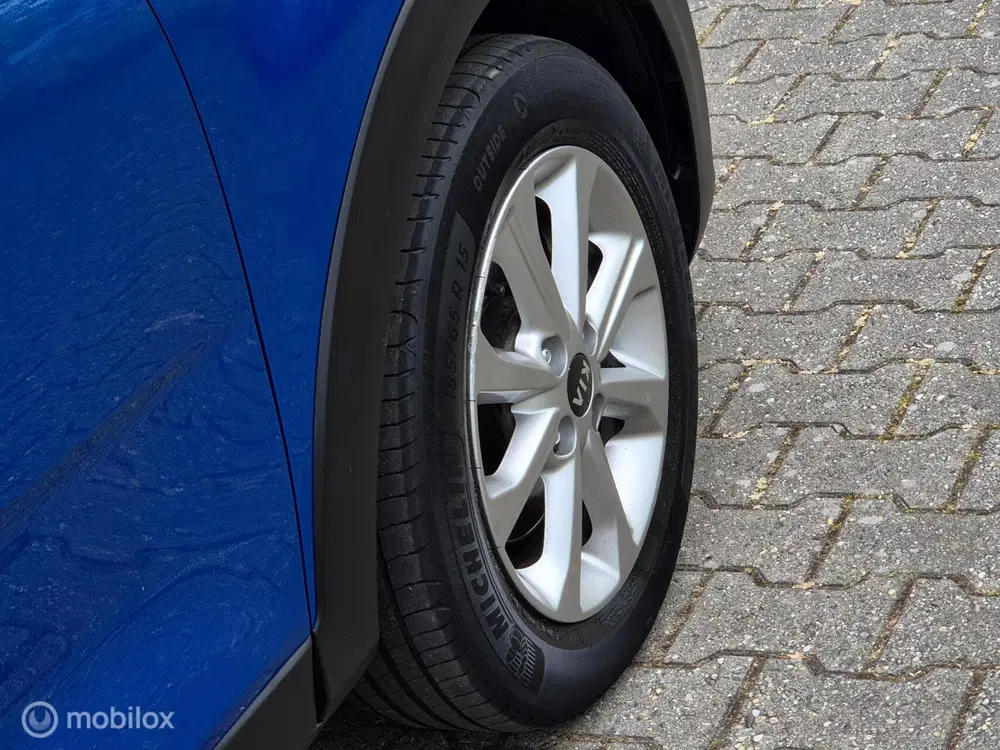 Kia Stonic 1.0 T-GDI MHEV DYNAMICLINE uit 2021, foto 13