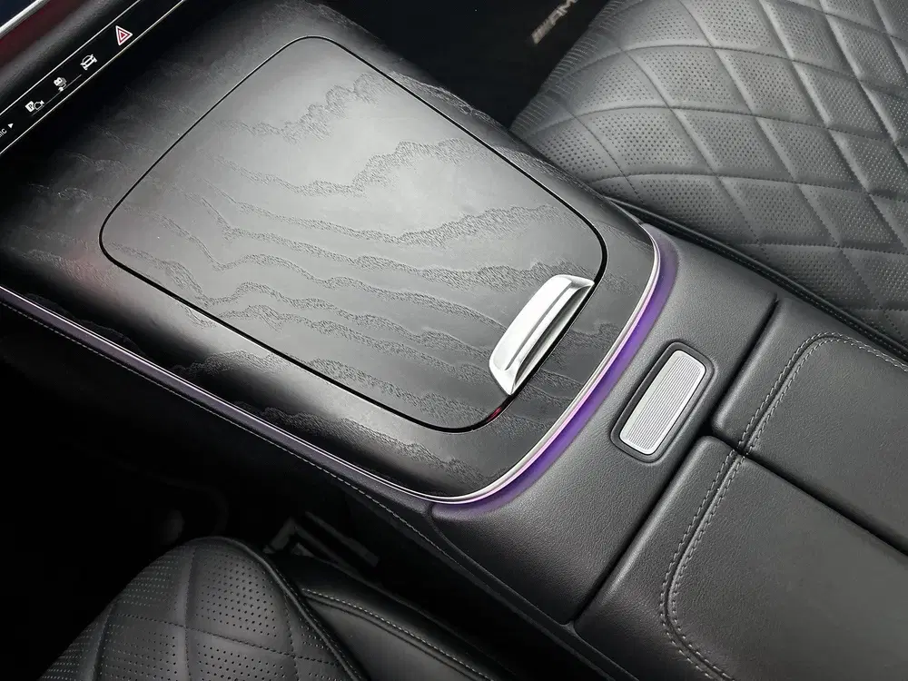 Mercedes-Benz E-Klasse 300 e AMG Line Trekhaak uit 2024, foto 12