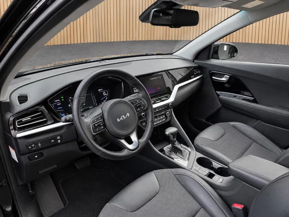 Kia Niro 1.6 GDi Hybrid DynamicLine Dealer onderhou uit 2022, foto 6
