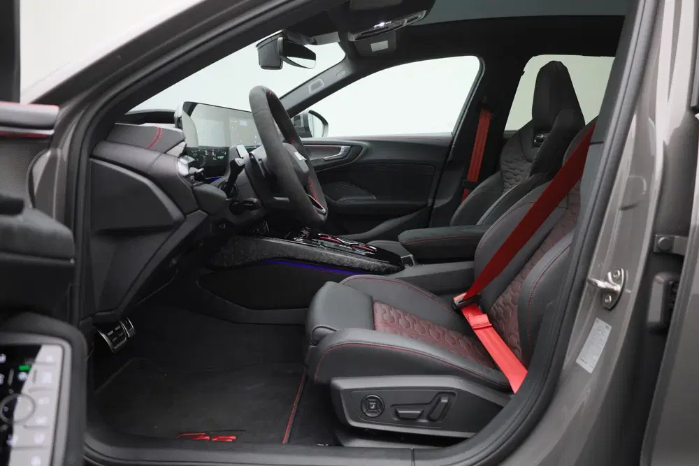 Audi RS5 e-hybrid quattro 639 PK uit 2026, foto 14