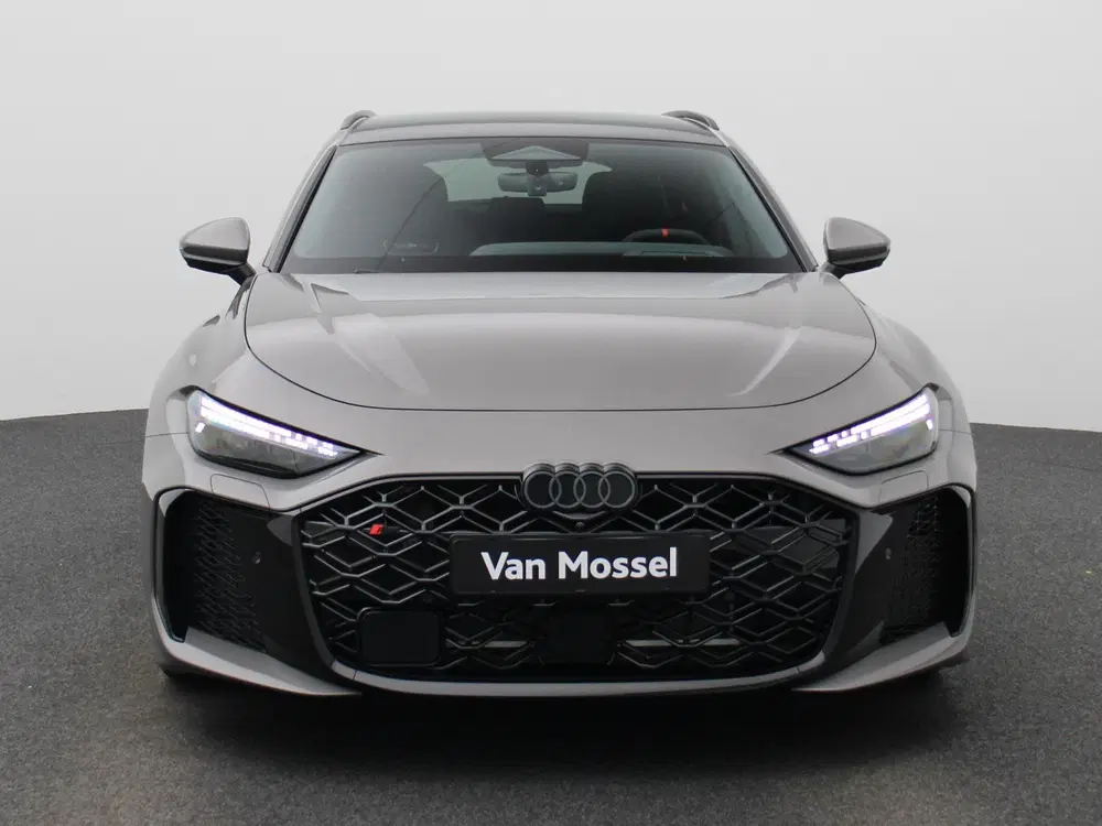 Audi RS5 e-hybrid quattro 639 PK uit 2026, foto 3