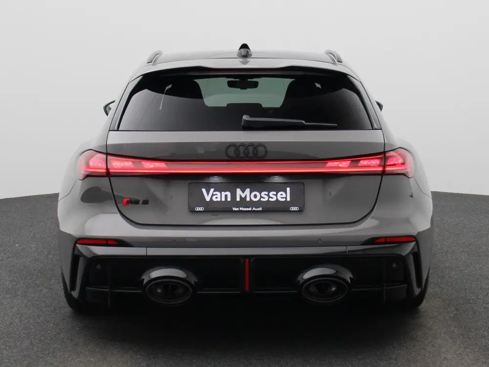 Audi RS5 e-hybrid quattro 639 PK uit 2026, foto 6