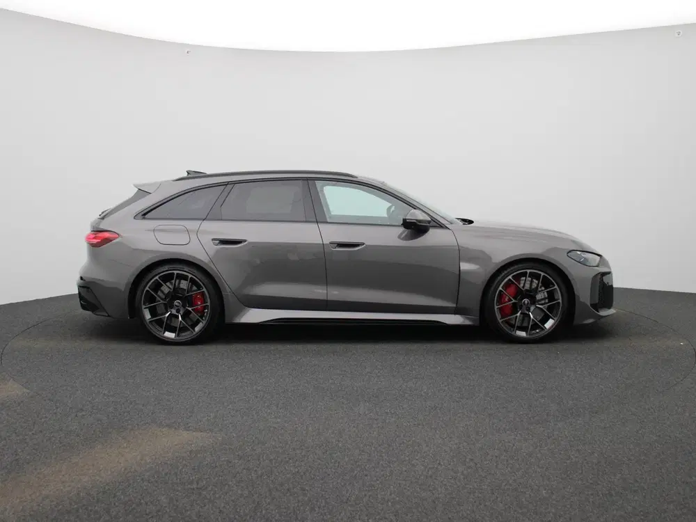 Audi RS5 e-hybrid quattro 639 PK uit 2026, foto 7