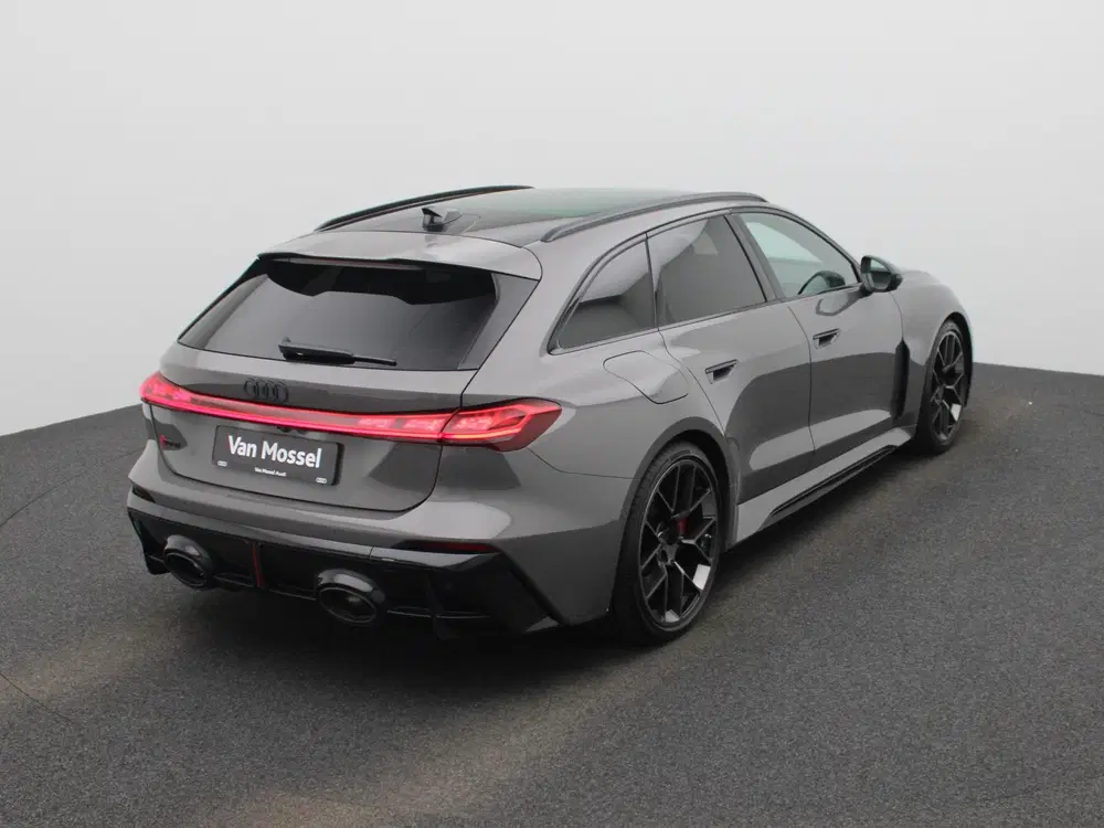Audi RS5 e-hybrid quattro 639 PK uit 2026, foto 8