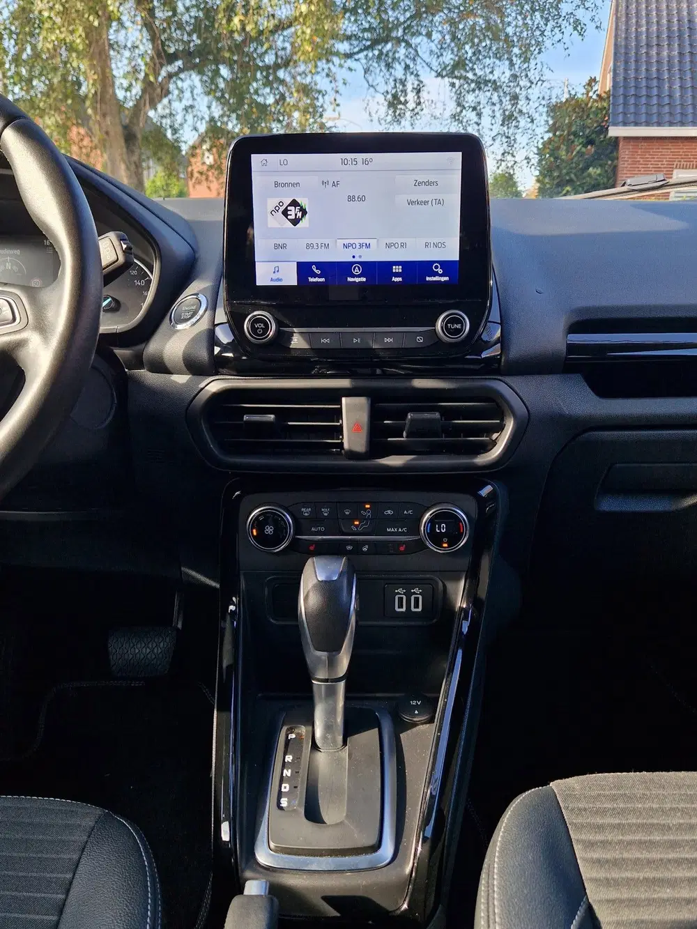 Ford EcoSport 1.0 EcoBoost Titanium AUTOMAAT uit 2020, foto 10