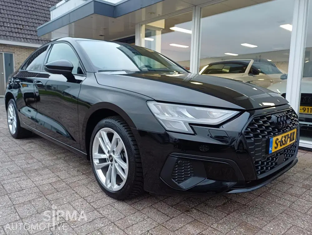 Audi A3 A3 Pro-Line Limousine 30TFSI 110pk uit 2023, foto 2