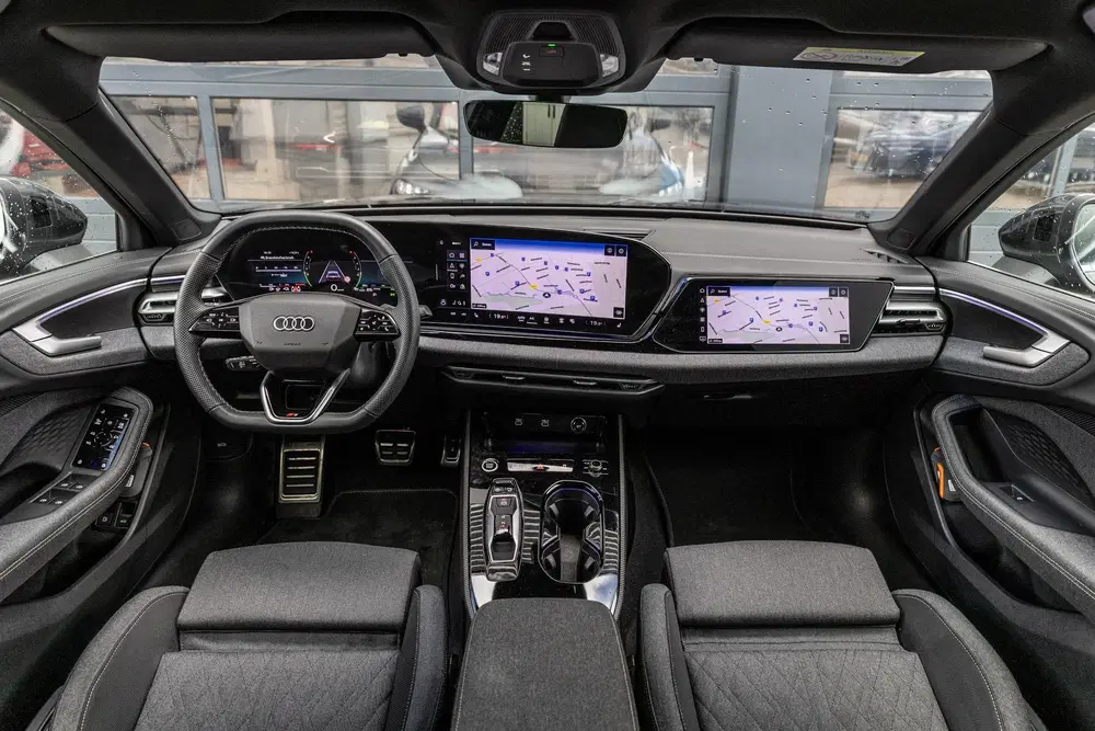 Audi A5 2.0 e-hybrid 299pk quattro S edition uit 2025, foto 5