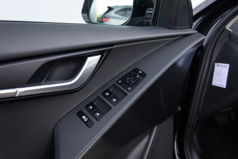 Kia Niro Dynamic+ Line 64.8 kWh Panoramadak uit 2023, foto 14