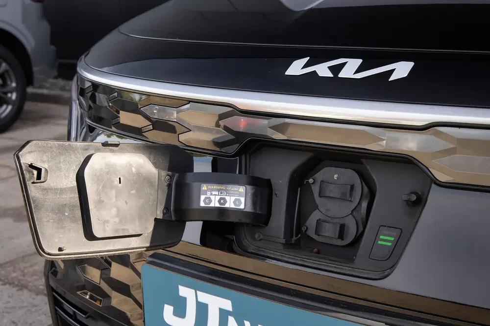 Kia Niro Dynamic+ Line 64.8 kWh Panoramadak uit 2023, foto 7