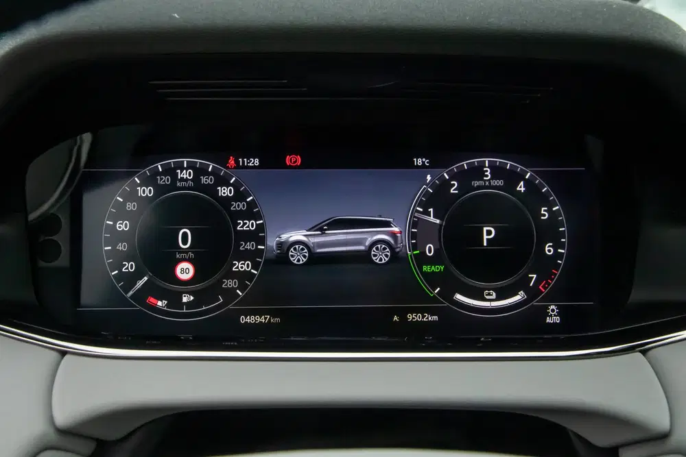 Land Rover Range Rover Evoque 1.5 P300e AWD R-D SE Panoramad uit 2020, foto 3