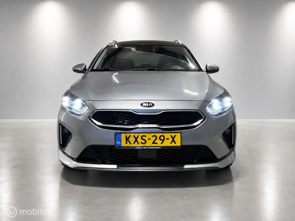 Kia Ceed 1.6 GDI PHEV ExecutiveLine uit 2021, foto 3