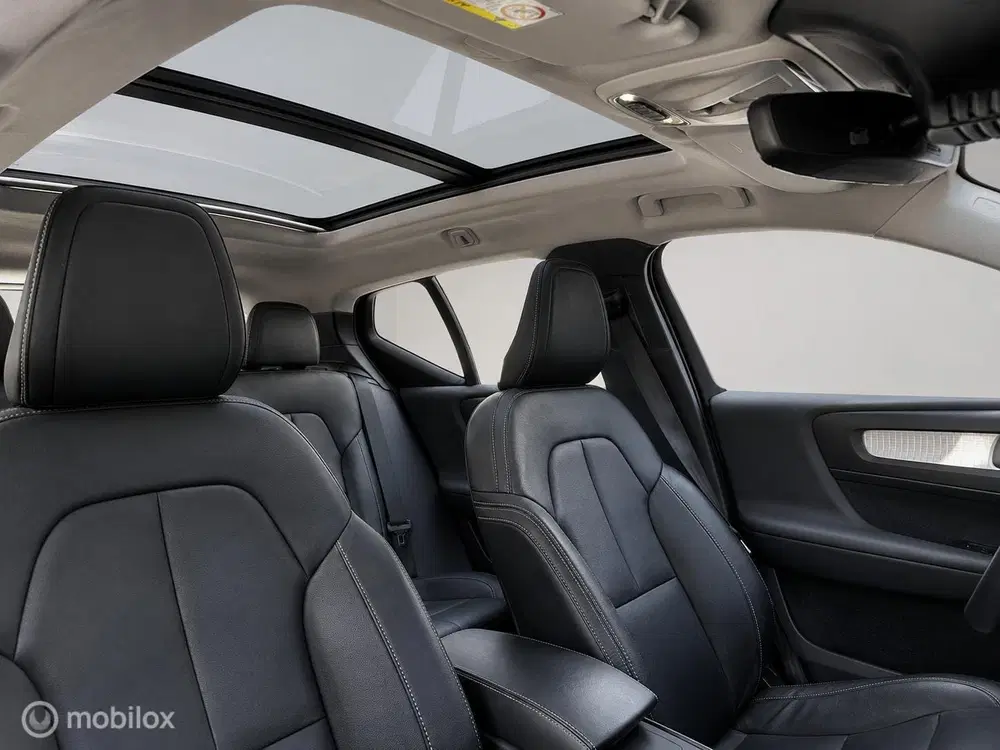 Volvo XC40 1.5 T5 uit 2020, foto 15