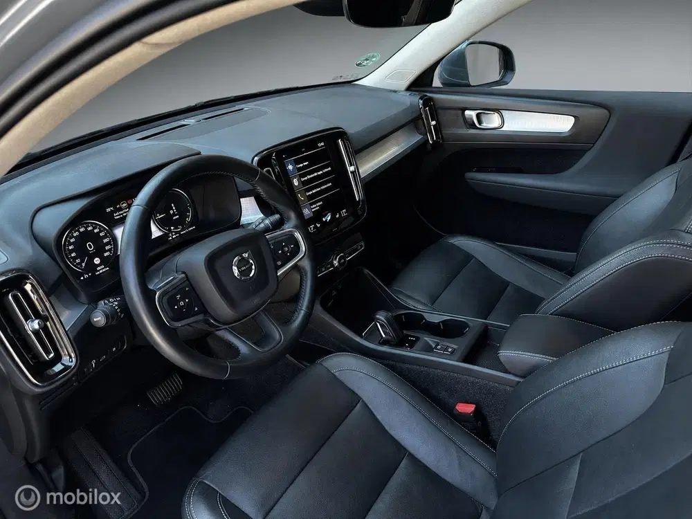 Volvo XC40 1.5 T5 uit 2020, foto 7