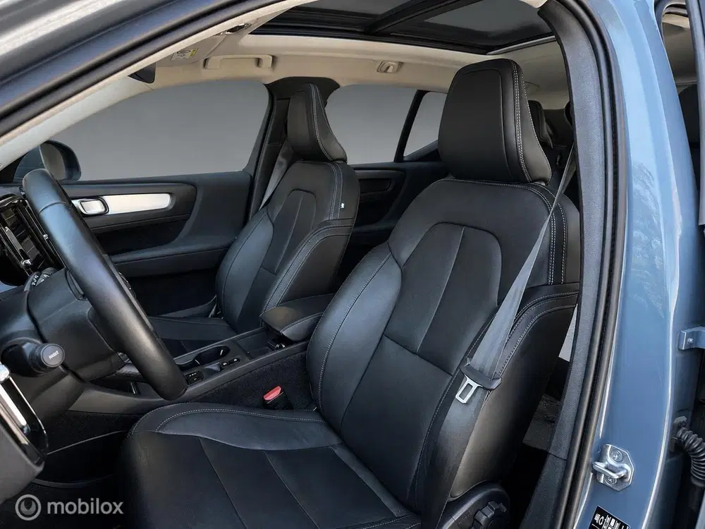 Volvo XC40 1.5 T5 uit 2020, foto 8
