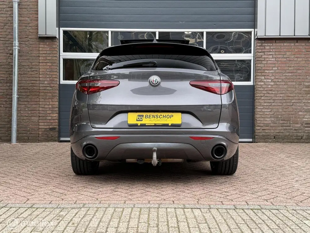 Alfa Romeo Stelvio 2.0 T AWD Veloce Panodak Leer Navi Carpla uit 2020, foto 9