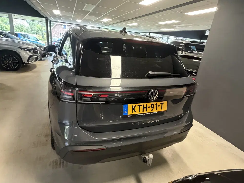Volkswagen Tiguan 1.5 eTSI R-line uit 2025, foto 6