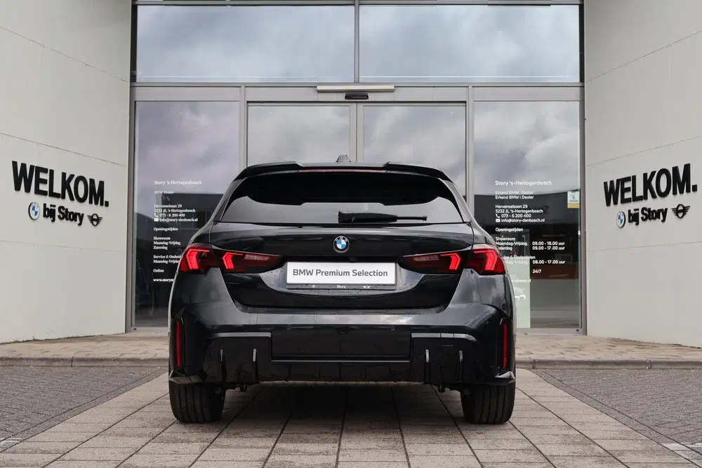 BMW 1-serie 120 M Sport Automaat uit 2026, foto 10