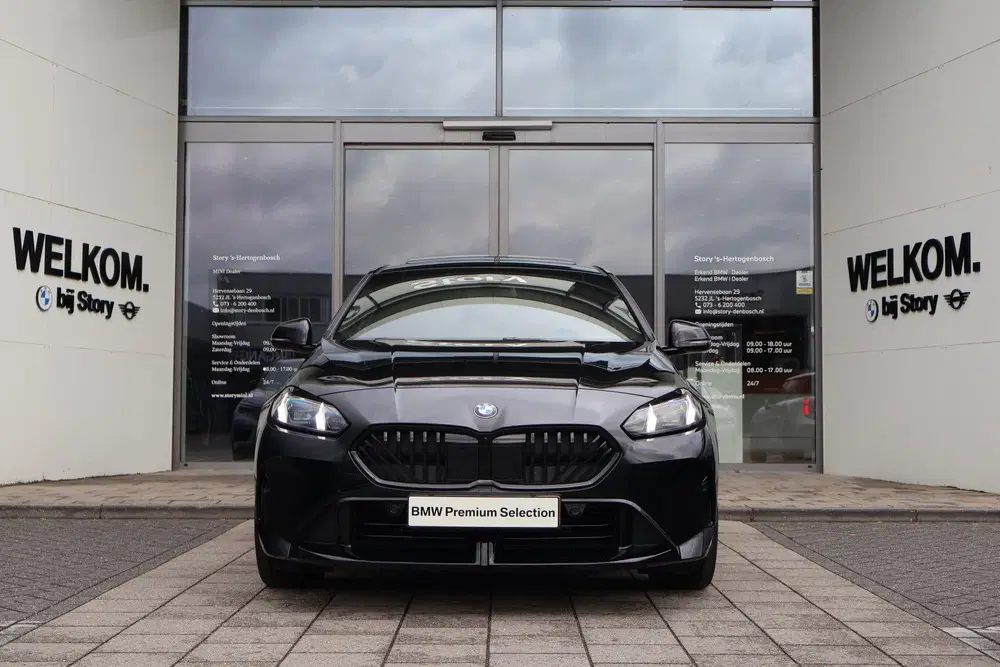 BMW 1-serie 120 M Sport Automaat uit 2026, foto 2