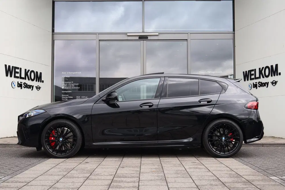 BMW 1-serie 120 M Sport Automaat uit 2026, foto 6