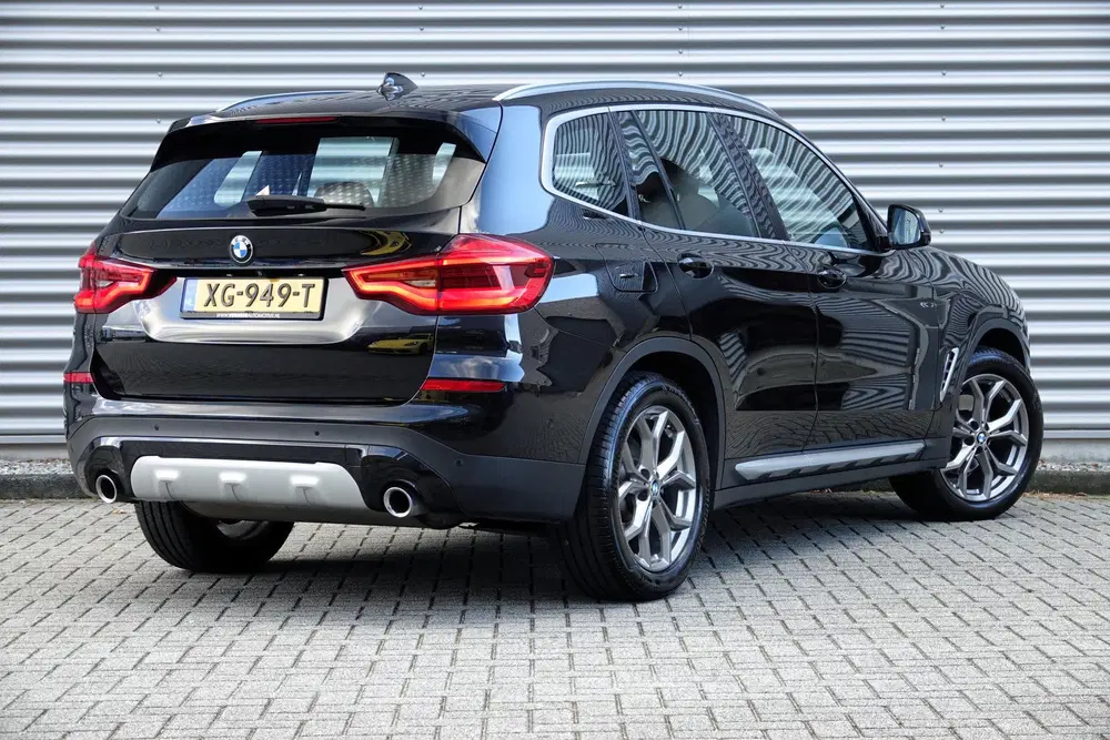 BMW X3 xDrive20i High Executive uit 2019, foto 5