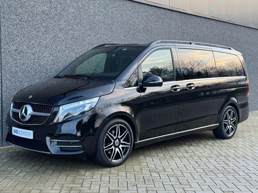 Mercedes-Benz V-Klasse V300d AMG uit 2021, foto 4