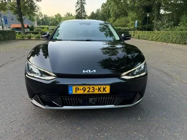 Kia EV6 Plus 77.4 kWh SOH 100% uit 2022, foto 2