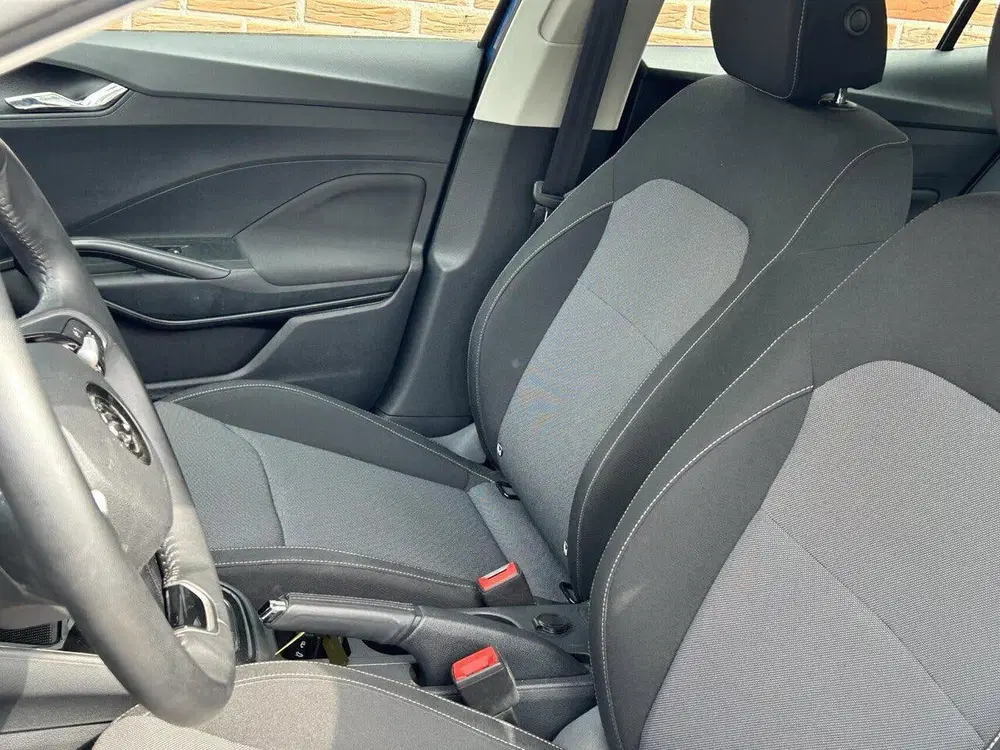 Skoda Fabia 1.0 TSI Business Edition Navigatie uit 2024, foto 9