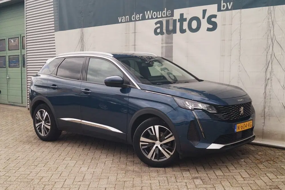 Peugeot 3008 1.2 PureTech 130pk Allure -NAVI-ECC-PDC-CA uit 2022, foto 4