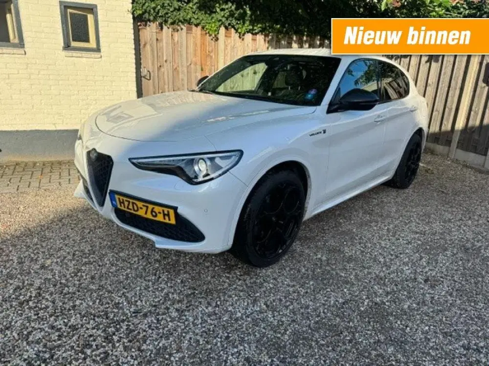 Alfa Romeo Stelvio 2.0 T AWD VELOCE TI uit 2021