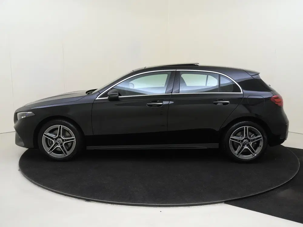 Mercedes-Benz A-Klasse 250 e Business Solution AMG Panoramad uit 2026, foto 7