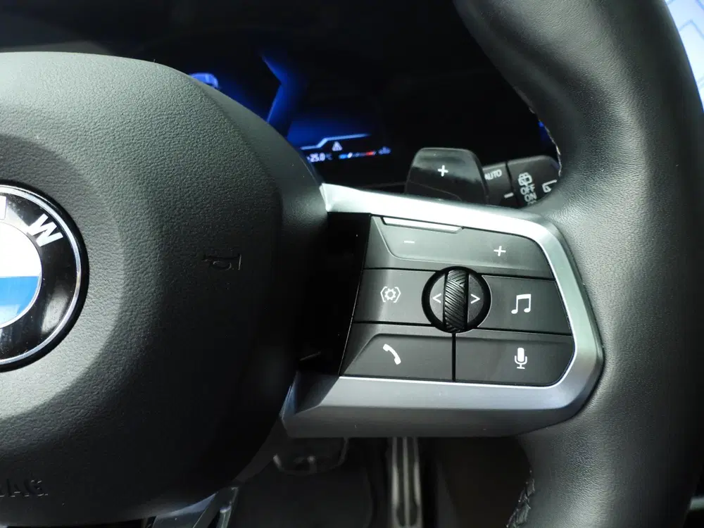 BMW X1 sDrive18i uit 2023, foto 15