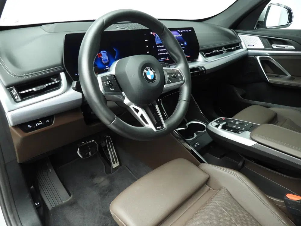 BMW X1 sDrive18i uit 2023, foto 6