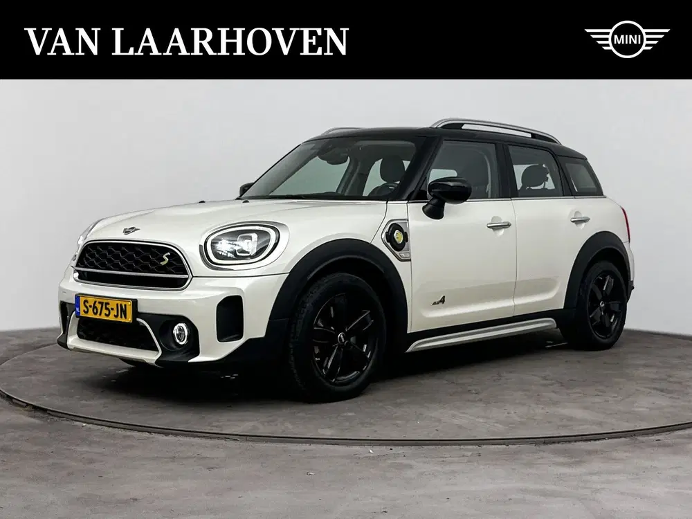 Mini Countryman Cooper SE ALL4 Classic Automaat uit 2023