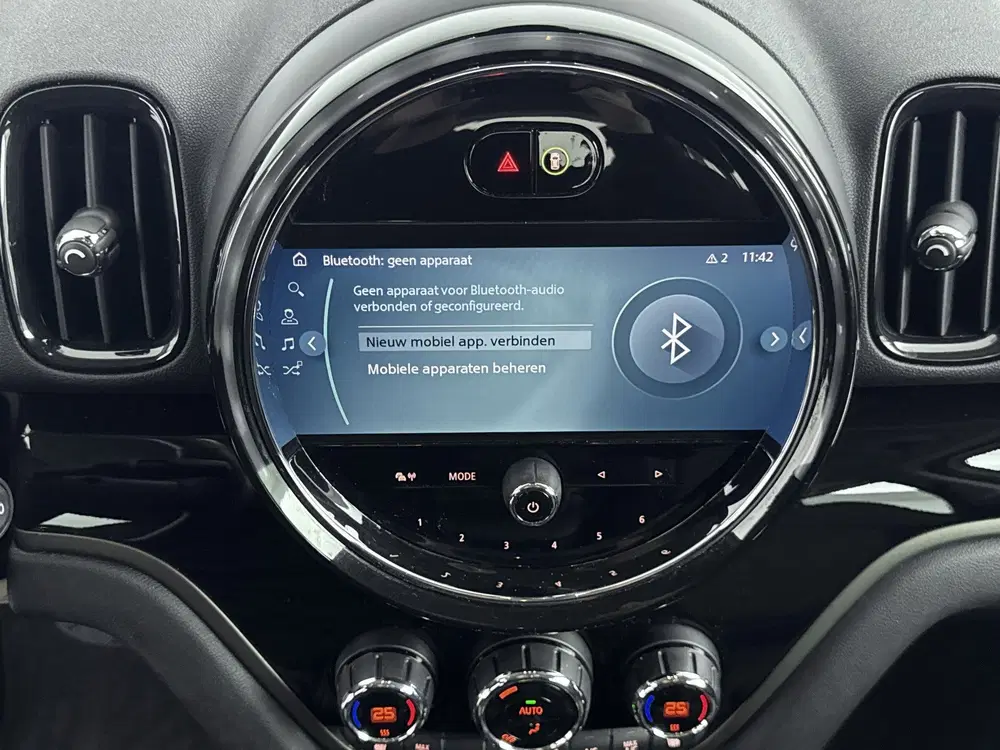 Mini Countryman Cooper SE ALL4 Classic Automaat uit 2023, foto 12