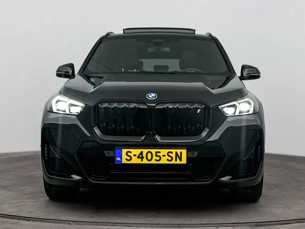 BMW iX1 xDrive30 M Sport uit 2023, foto 5