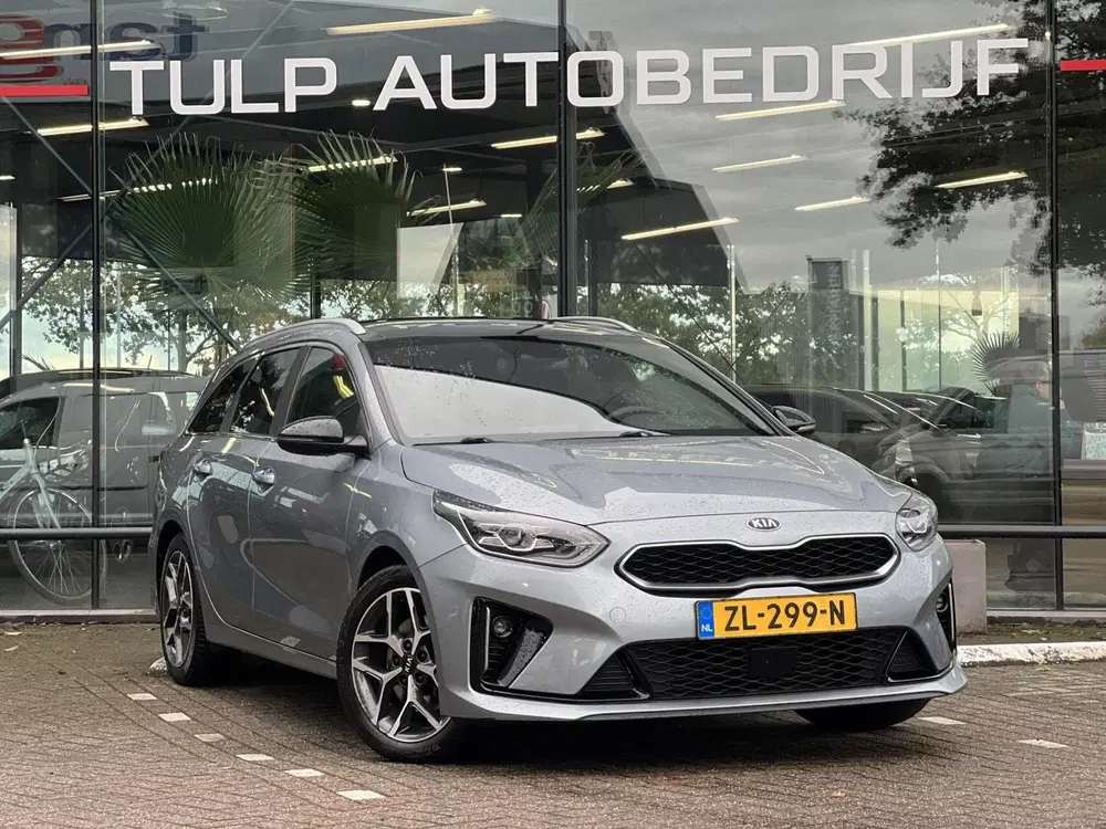 Kia Ceed 1.4 T-GDi GT-Line Full option Dak Trekh uit 2019, foto 2