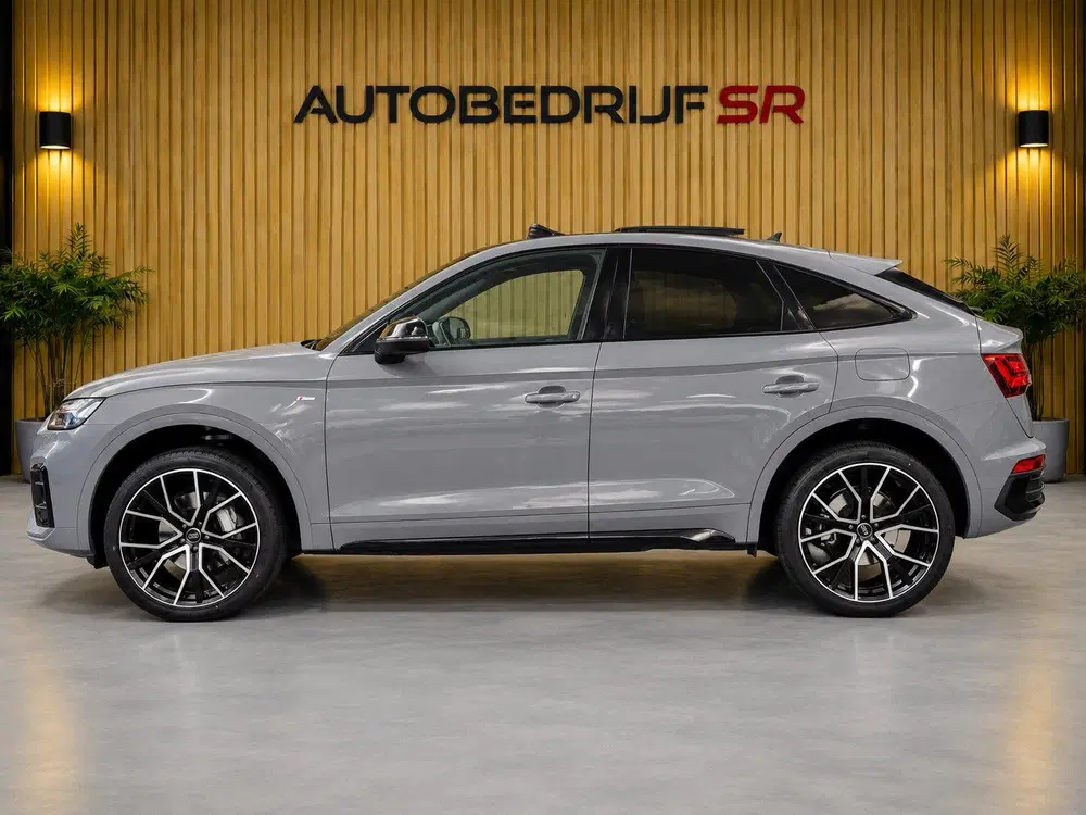 Audi Q5 50 TFSI e S edition Competition Pano Elec uit 2024, foto 7