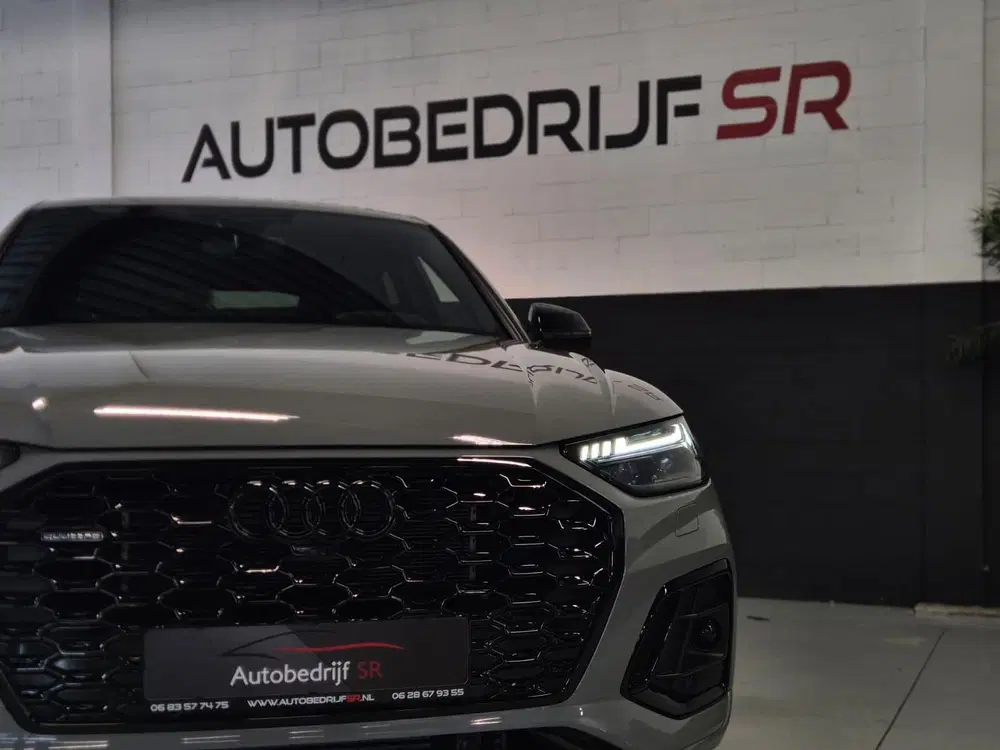 Audi Q5 50 TFSI e S edition Competition Pano Elec uit 2024, foto 9